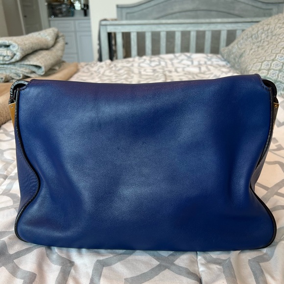 Fendi mama large leather baguette bag - Picture 9 of 15